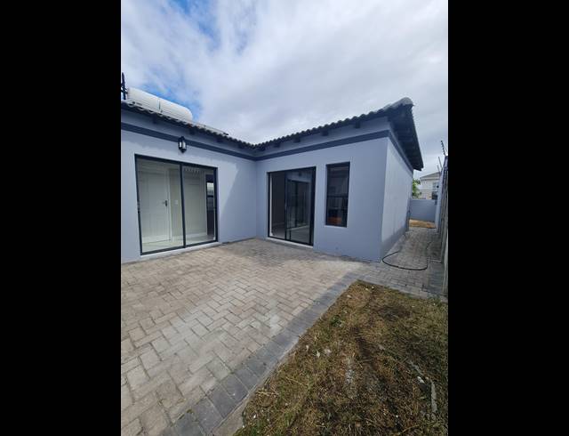 3 BEDROOM HOUSE SOLD IN PARKLANDS NORTH